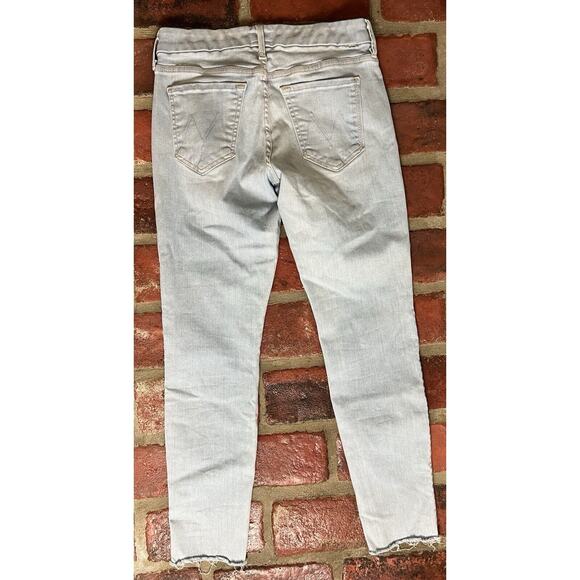 Mother Looker Ankle Fray Jeans Sweet Talk Me Light Wash Size 26 - Picture 1 of 12